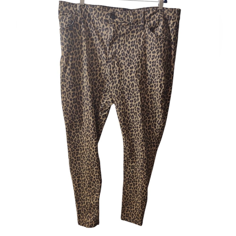 Levi’s| Leopard Animal Print High Rise Super Skinny Pants, Size 18